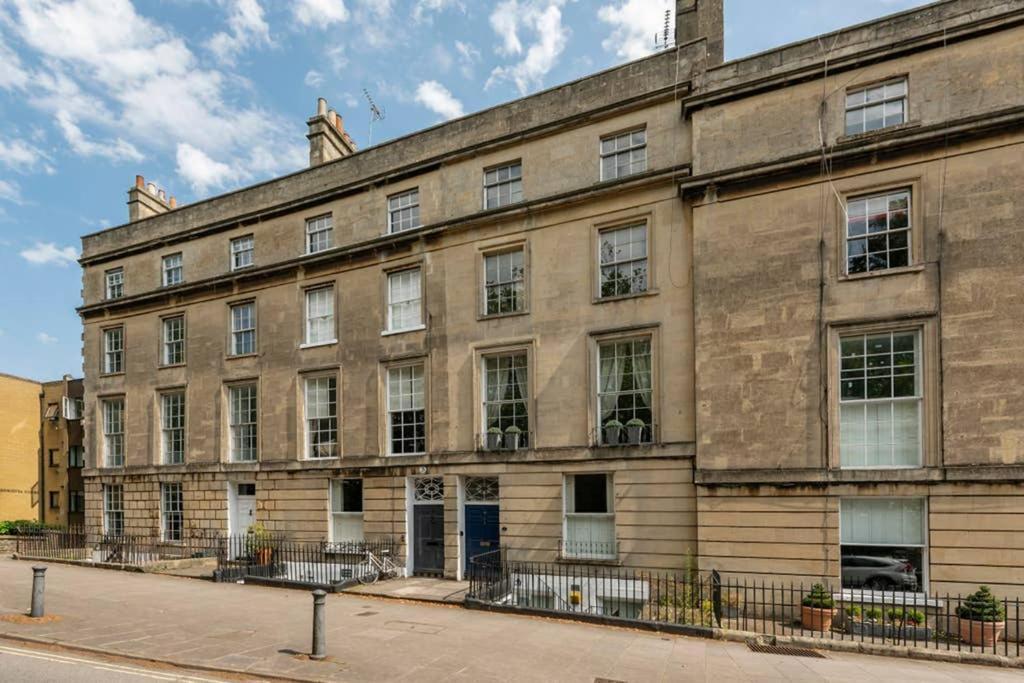Beautiful Studio With Private Outside Terrace Apartment Bath Exterior photo