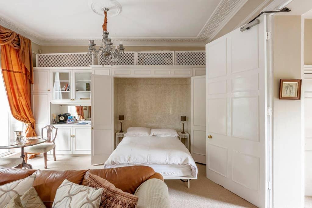 Beautiful Studio With Private Outside Terrace Apartment Bath Exterior photo